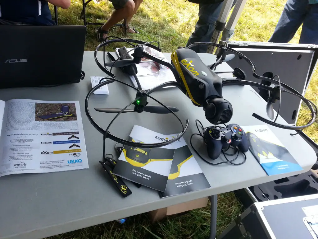 senseFly's eXom The intelligent mapping & inspection drone