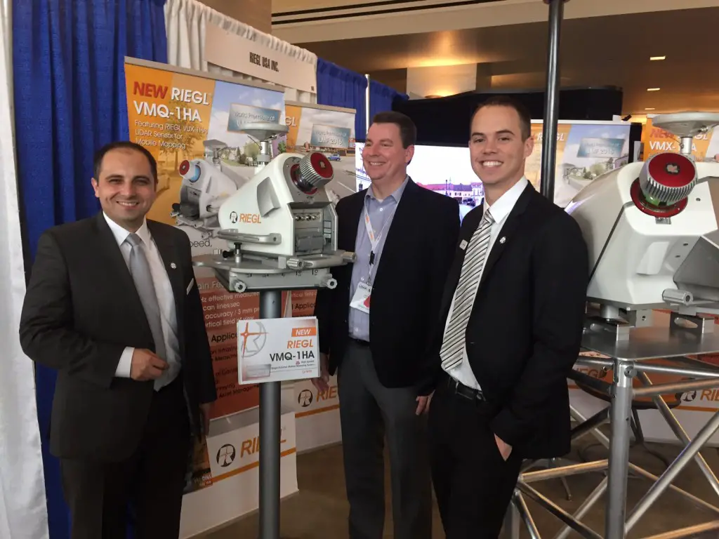 Marcus Reedy of David Evans and Associates (in the middle of the picture), along with Harald Teufelsbauer and Justin Brooks of RIEGL, with the NEW VMQ-1HA
