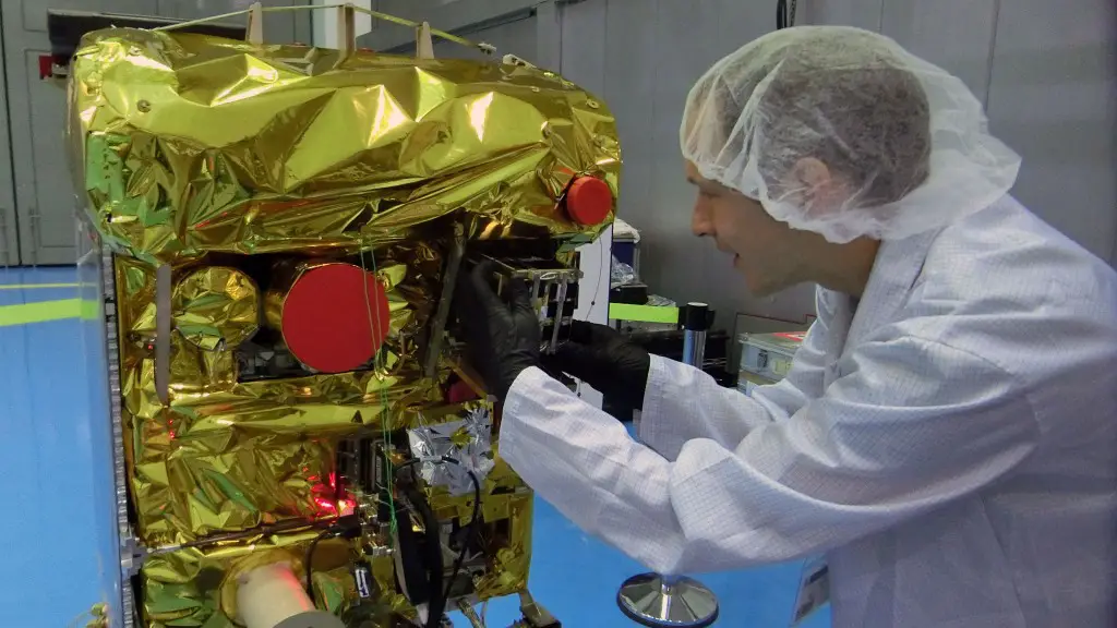 installing-the-beesat-4-picosatellite-in-biros