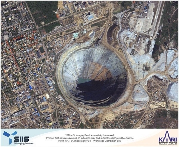 KOMPSAT 3A satellite image of the Mir diamond mine in Eastern Siberia