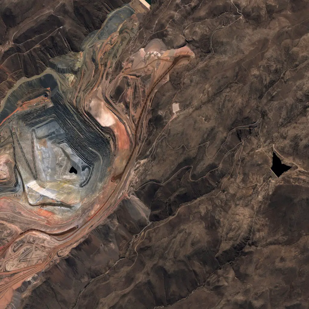 PerúSAT-1 image from copper open mine Cuajone - Copyright CONIDA 2016